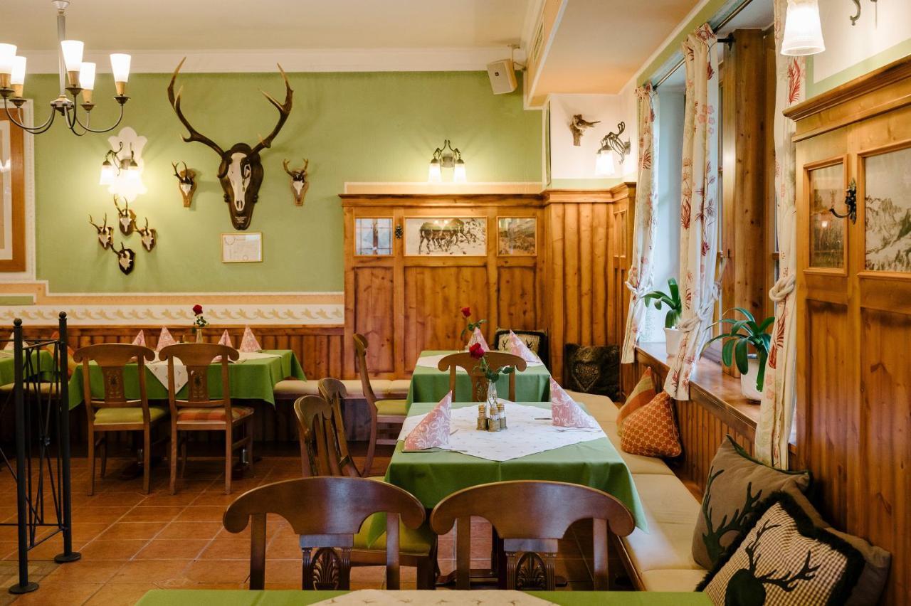 Zum Fally - Landgasthof Kirchberg am Wechsel Bagian luar foto