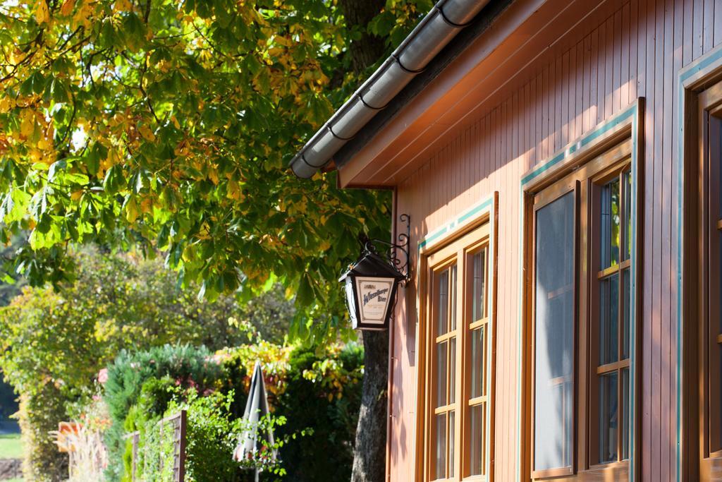Zum Fally - Landgasthof Kirchberg am Wechsel Bagian luar foto